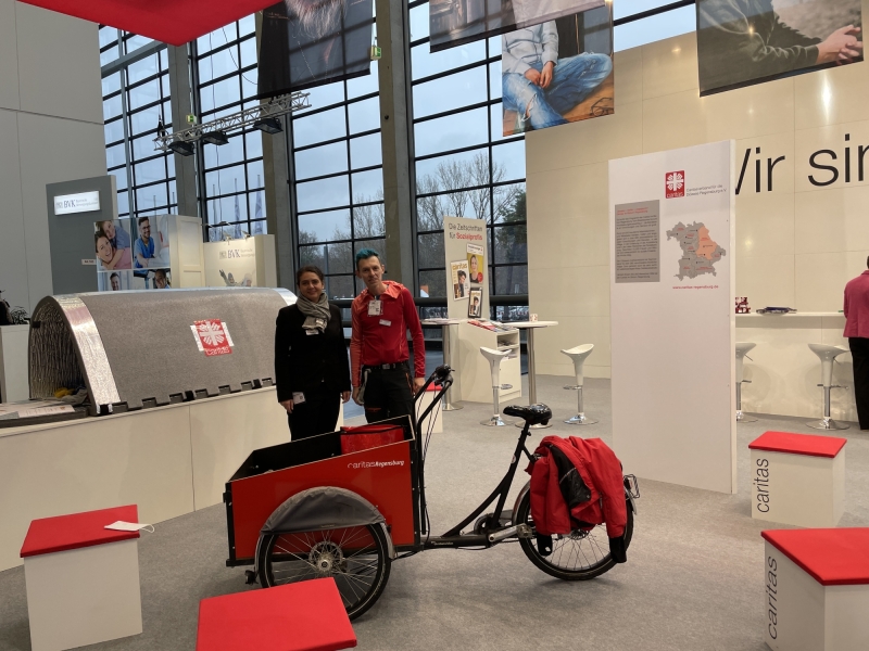 Menschen auf Messe