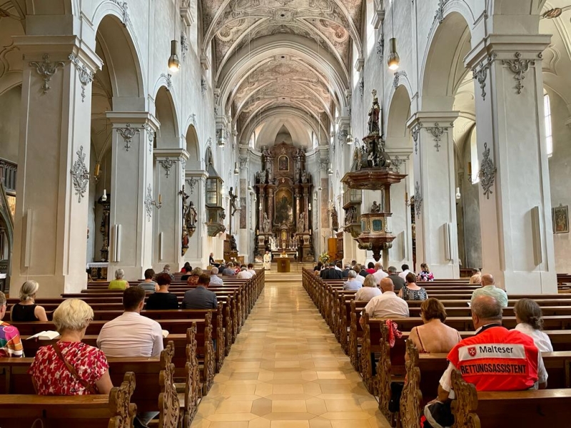 Blick in Kirche