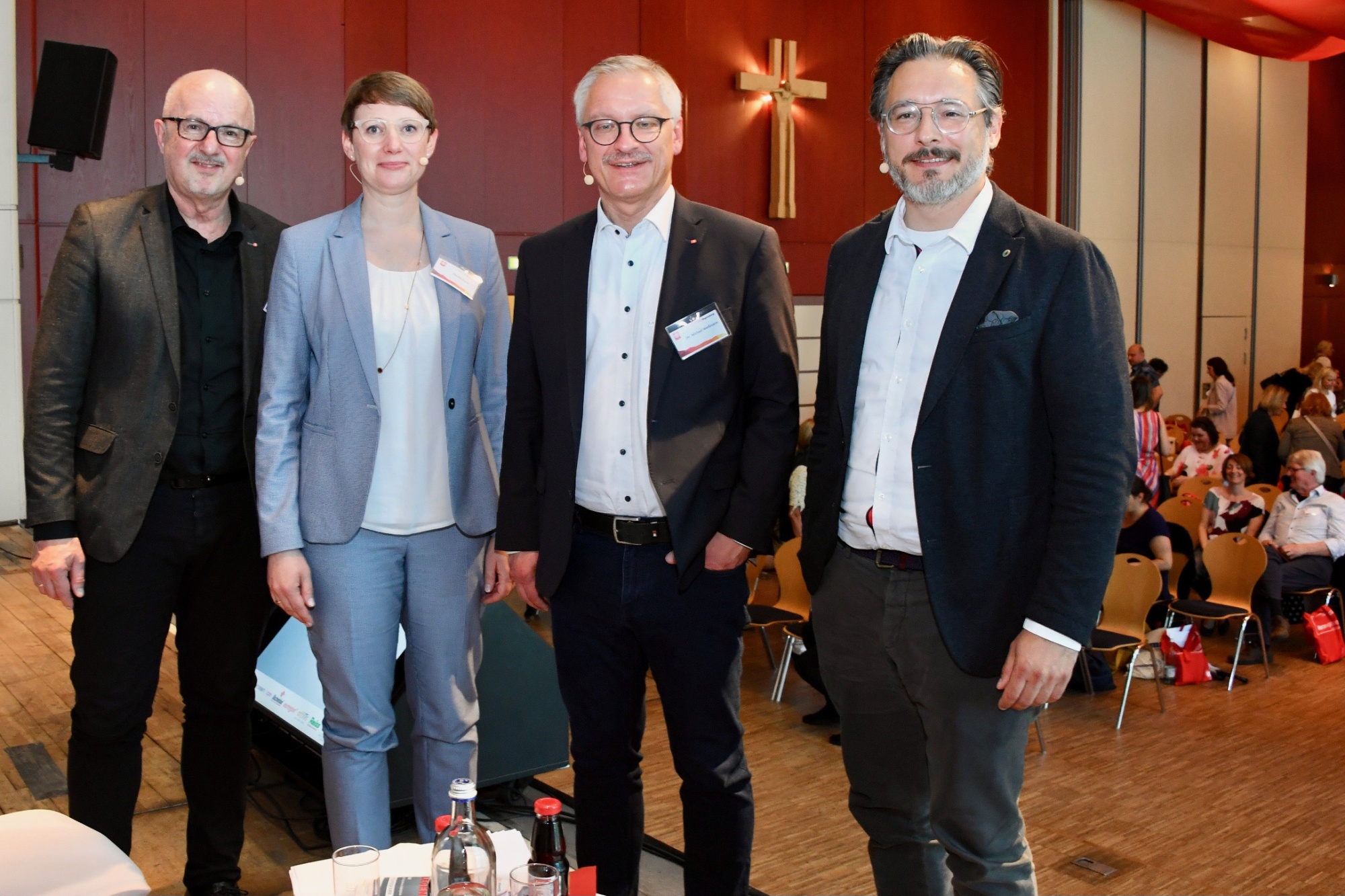 4 Personen im Portrait