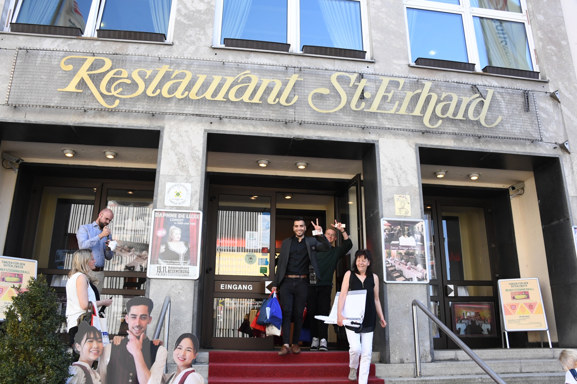 Außenaufnahme Restaurant