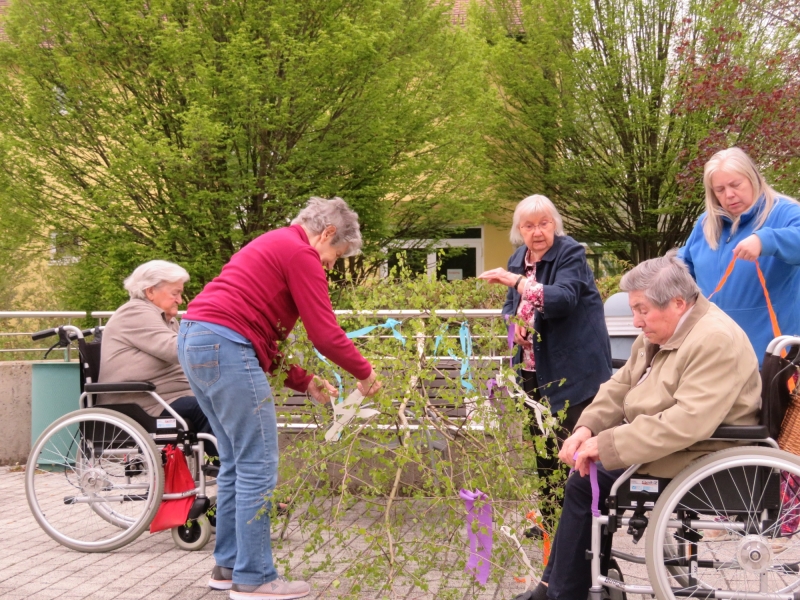 Senioren im Garten