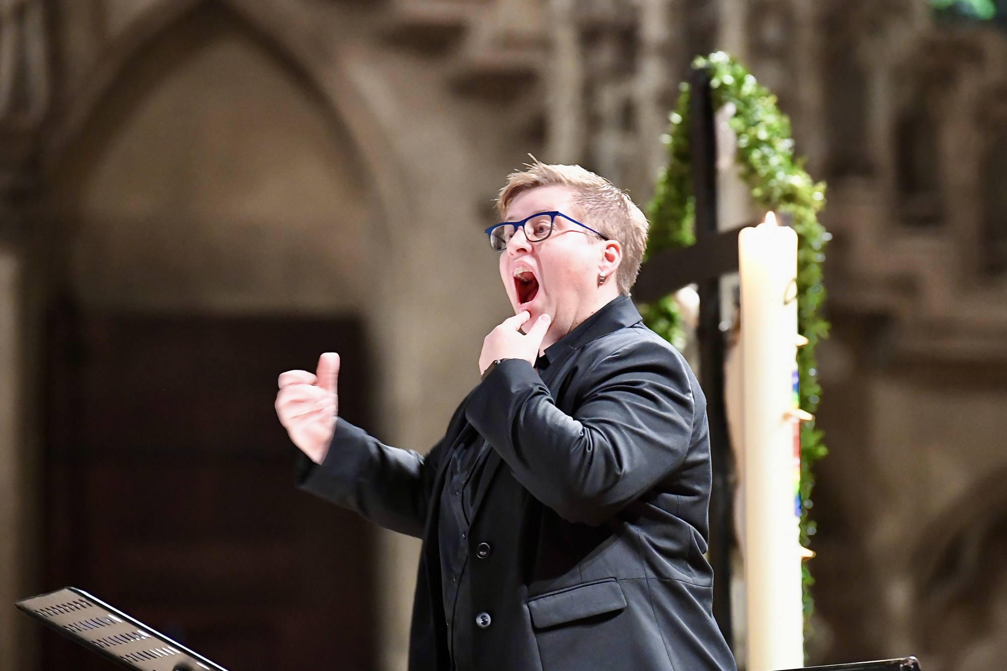 Dirigent in Kirche