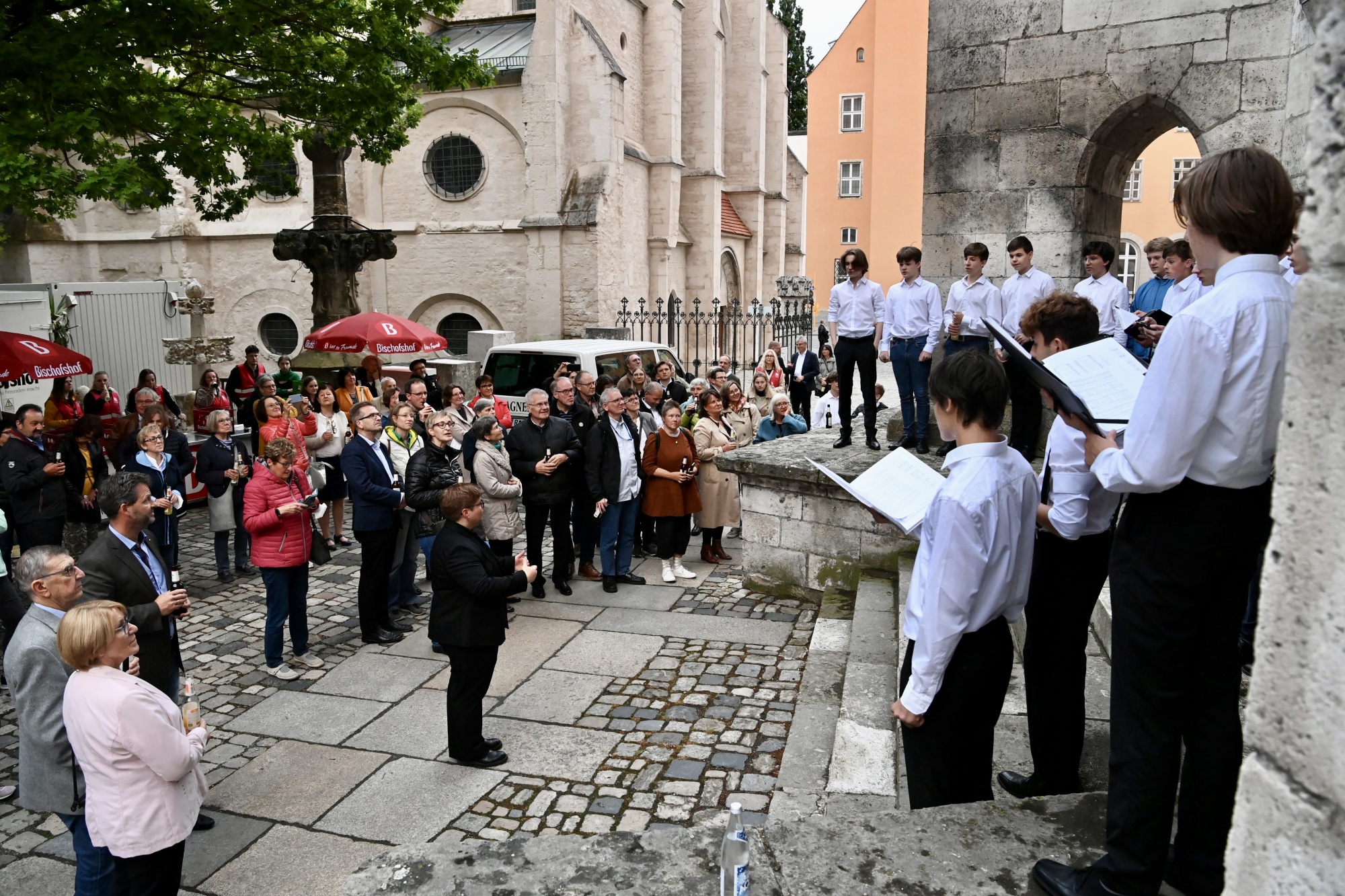 Chor vor Kirche