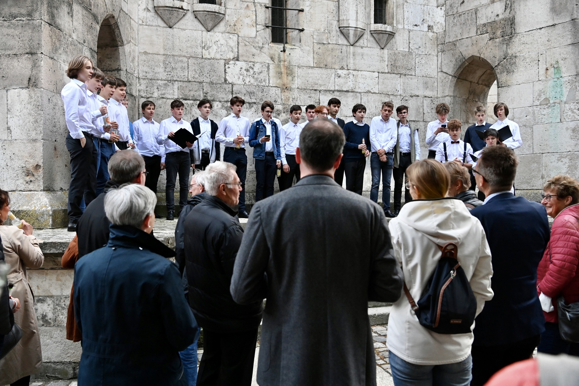 Chor vor Kirche