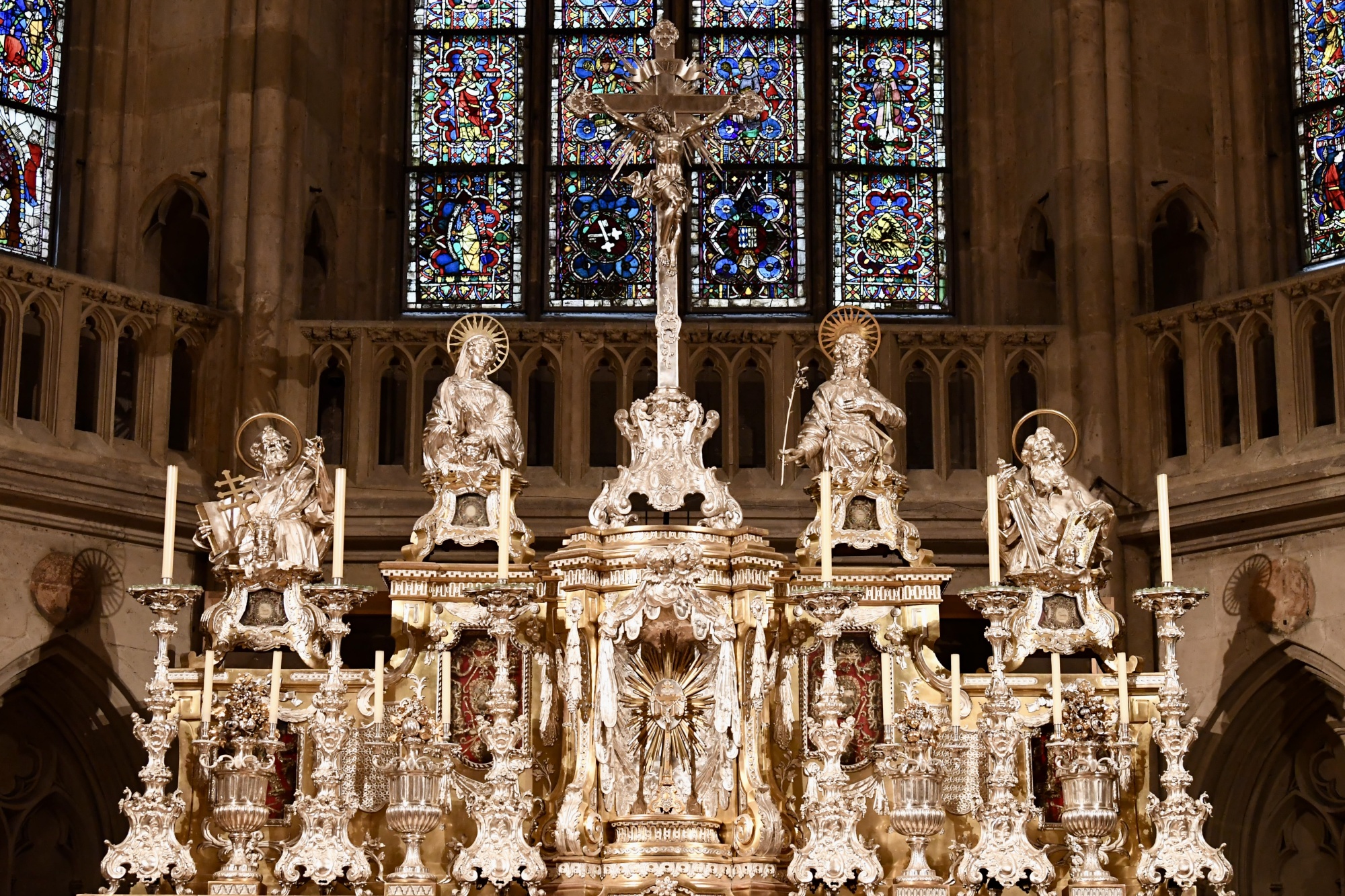 Altar in Kirche