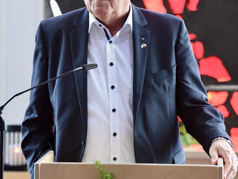 Redner am Pult