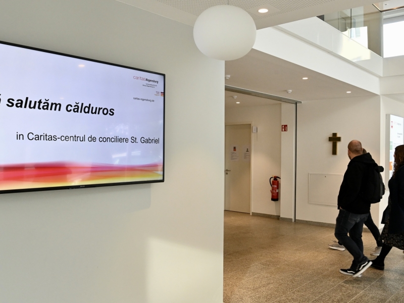 Monitor in einem GEb&auml;ude