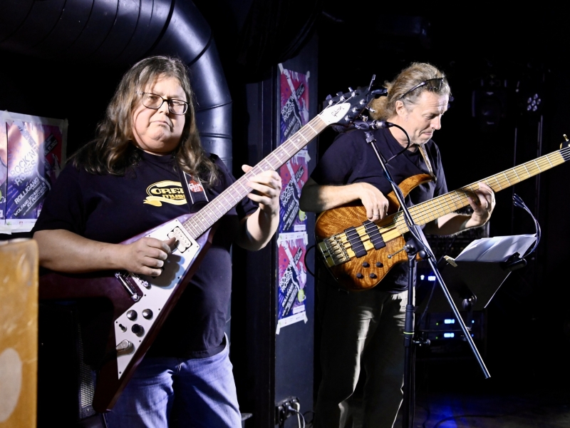 Band in Club